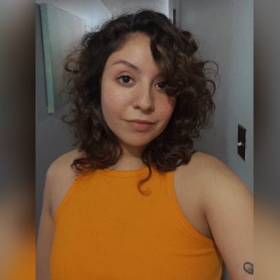 moni_katt's tweet photo. #NewProfilePic I only come on here to change my pfp every once in a blue moon 🫶🏻 https://t.co/RIDaXdKDso