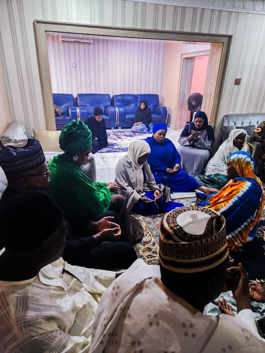 PeterObi's tweet photo. Today, my wife and I were in Kano State, to condole with the family of Late Senator Bello Yusuf Maitama, a respected elder statesman who served the nation as Minister of Internal Affairs. https://t.co/oKwMxHTNlu