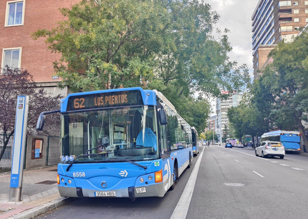 MCMXCII 👨‍💼🚍🌇 tweet media