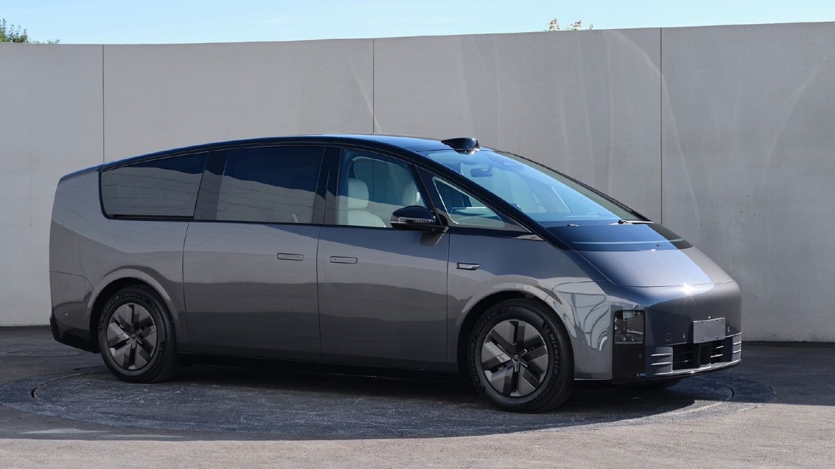 arena_ev's tweet photo. 🚗💨 Li Auto unveils the all-new Mega MPV, their first dive into the #ElectricVehicle market. Sleek design meets swift charging – ready to power your next journey. #LiAutoMega #EVMovement
https://t.co/DOPqwZOquP https://t.co/myOlPTOINE
