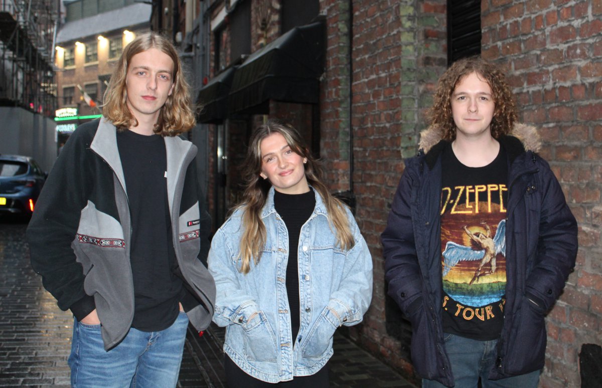 Existingandoccuring tweet media