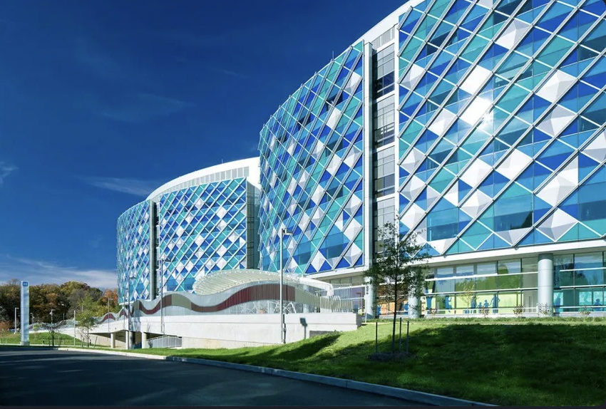 The US tour begins! Amazing Visiting Professor/Grand Rounds at Nemours with <a href="/drsukenshah/">Dr. Suken A. Shah</a> and the awesome faculty and residents discussing everything from the future of health data and patient registries to art! 
@thehalfloop
<a href="/BartsBoneJoint/">Bone and Joint Health</a>