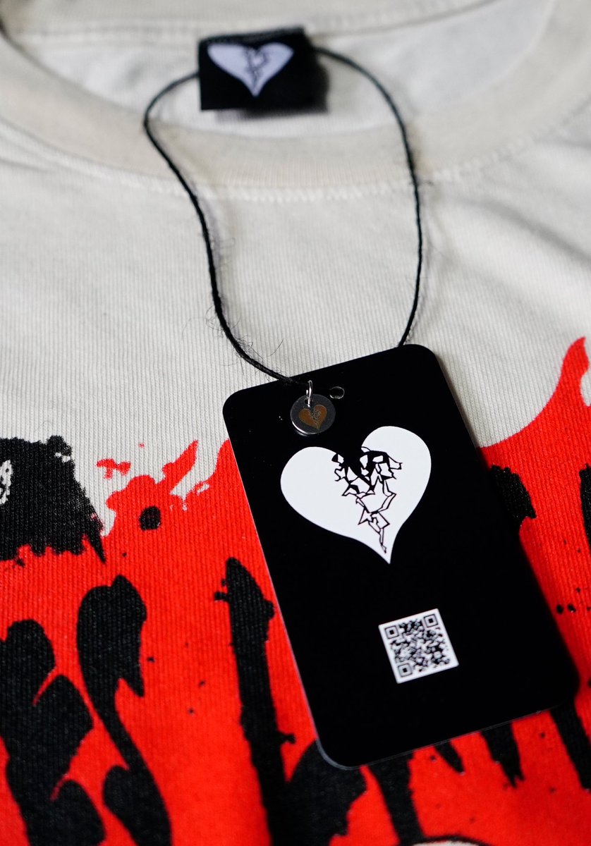 Loves a Drug 💔 tweet media