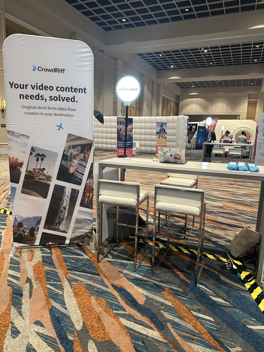 CrowdRiff tweet media