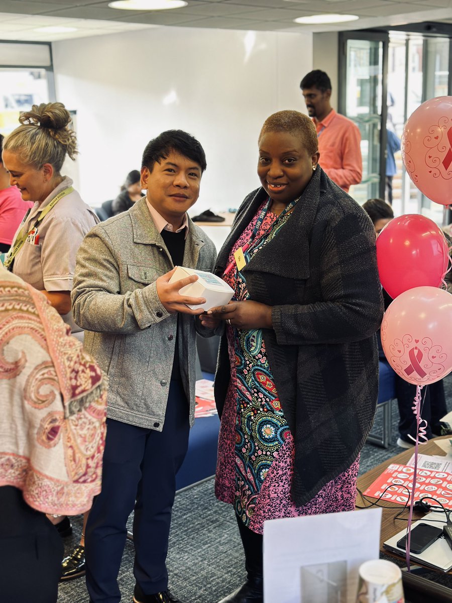 Thank you for joining the MSE IEN Team on their campaign in support of the #BreastCancerAwarenessMonth 🎀 #wearitpink @BreastCancerNow @MSEHospitals @OlusolaOdubanj2 @Lizsum65 @DianeSarkar