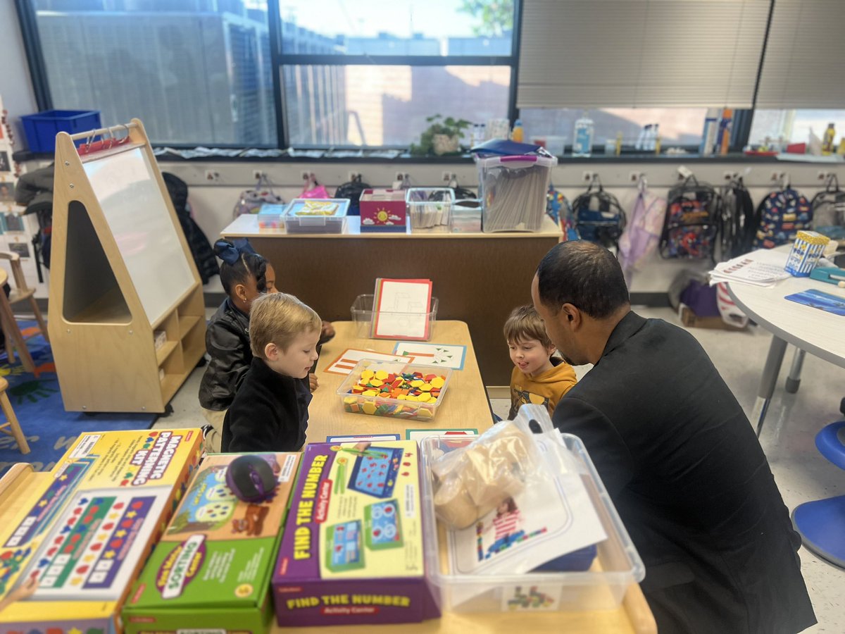 Excited to host Mr. Tellis Bethel, Chief Social Innovation Officer and Chief Diversity Officer from Toyota Motor North America as our Principal For A Day! 
#PFAD23
<a href="/pk_stem/">Dr. Elba & Domingo Garcia West Dallas STEM</a> @RubyRamirezDISD <a href="/N_Bernardino/">Dr. Nancy Bernardino</a> <a href="/TransformDISD/">Dallas ISD OTI Public School Choice</a>