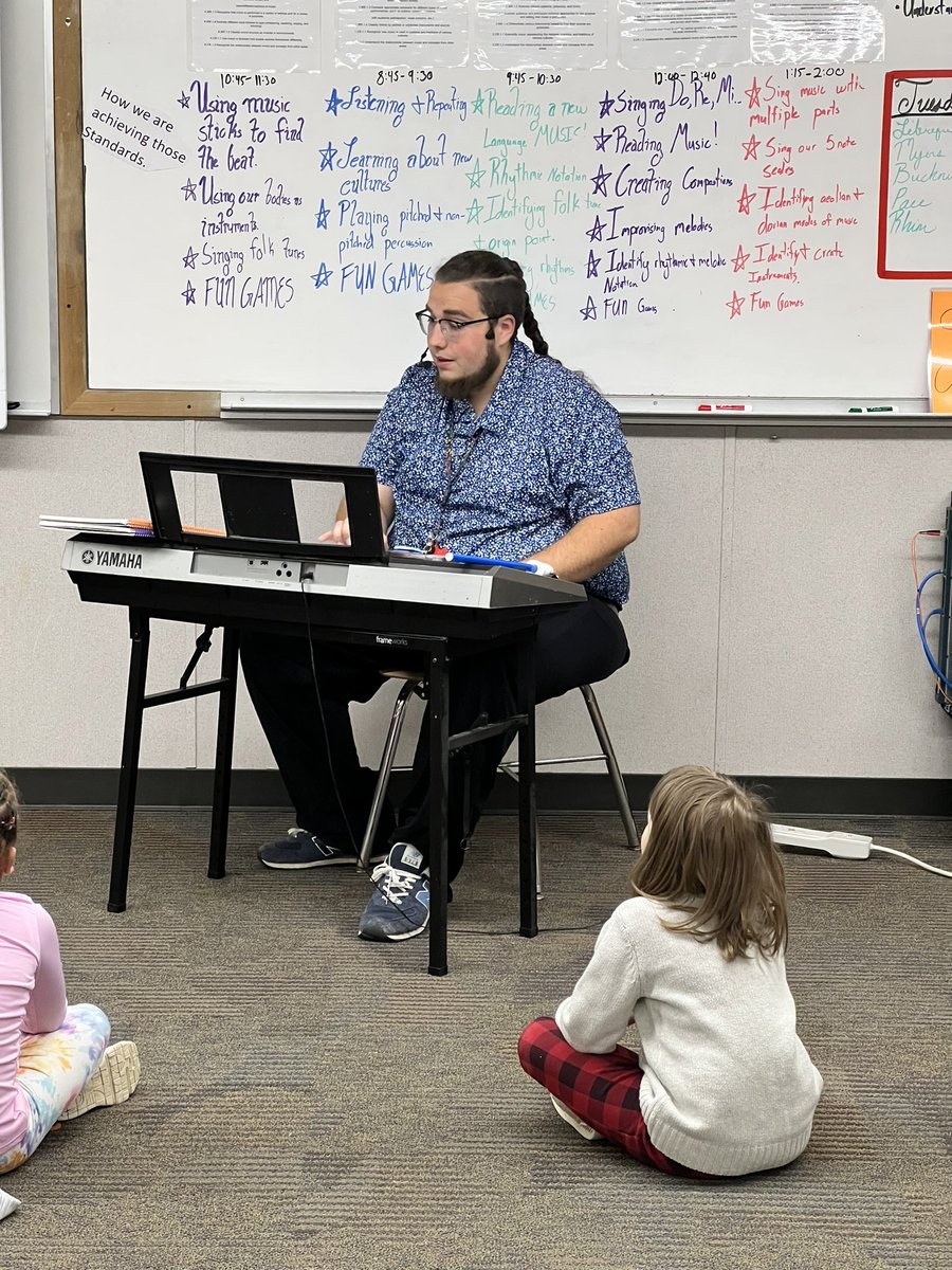 Csass14's tweet image. BTs engaging students in learning, and ready for PLCs. Shout out to JES, SHV, Enka IS, and WD Williams ES! #Elevate #TeachingRocks @BuncombeSchools @EIntermediate @WDWillamsES