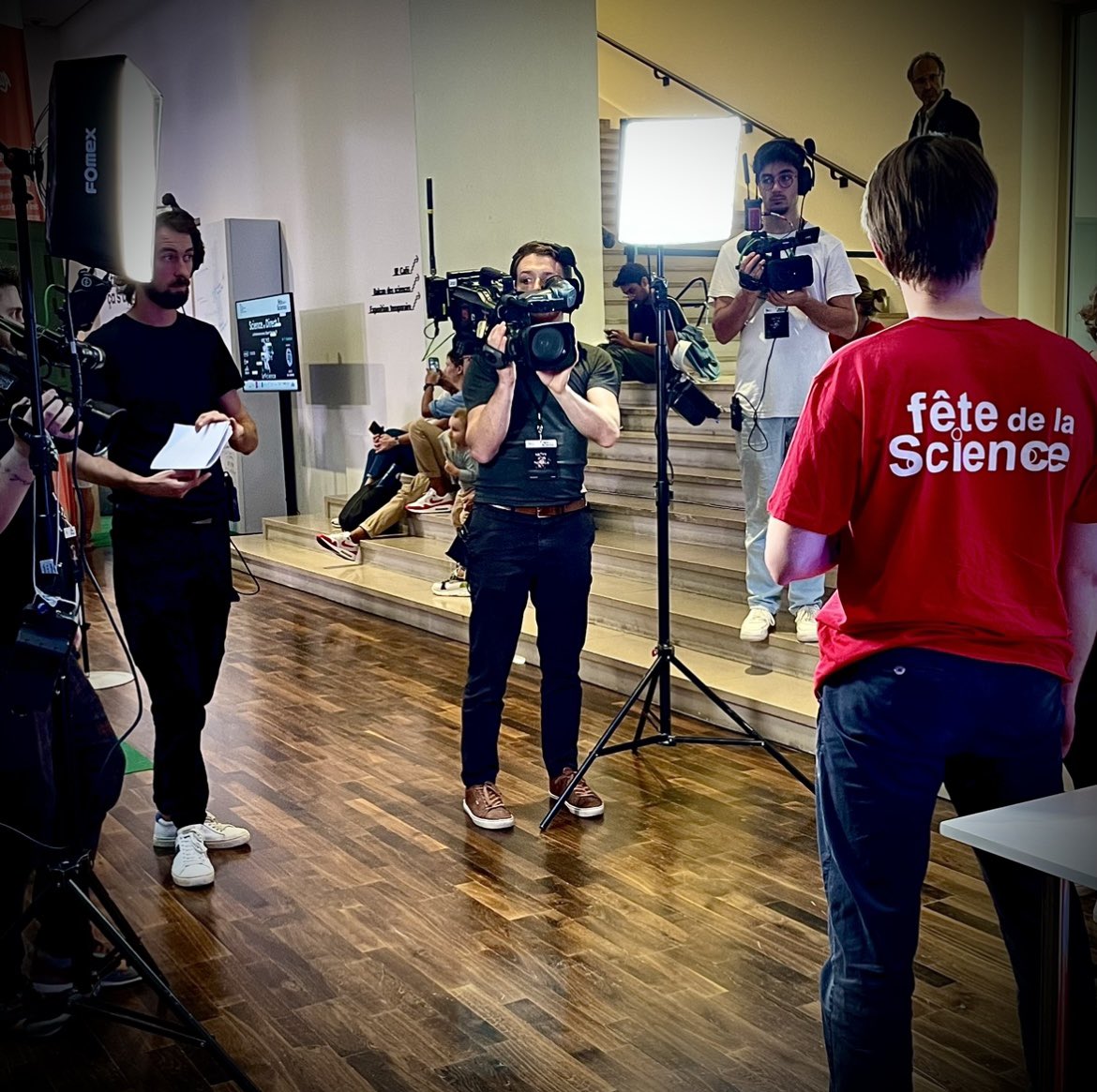 EspritSorcier's tweet image. Les coulisses du direct…🎥 #FDS2023 #ScienceEnDirect #EspritSorcierTV