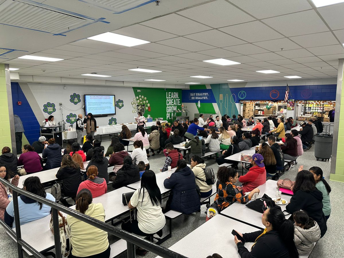 Our amazing parental support at PS#5 is like no other!!!
Parents were fully engaged during our ESSA meeting this morning.