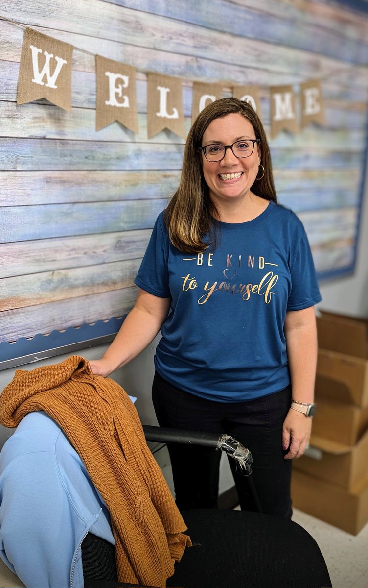 Grateful and proud to see more students and staff joining our #teachableteetuesday campaign this year. Let's keep it going strong <a href="/HighSchoolNorth/">High School North</a>! 

#wearemiddnorth

<a href="/MrsKelly1210/">Mrs Kelly</a> 
@Mr_KCullen 
<a href="/Mrs_Krol/">KrolC</a>