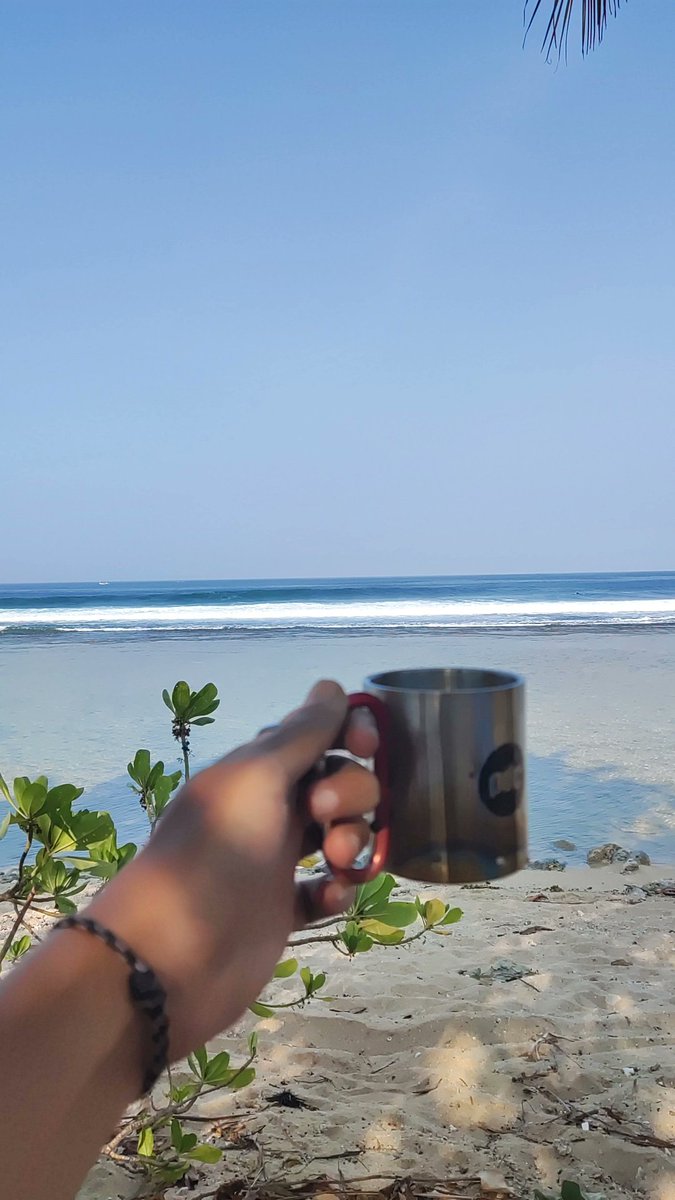 agestriandra's tweet photo. Pantai lagi https://t.co/2PeDa4QY3G