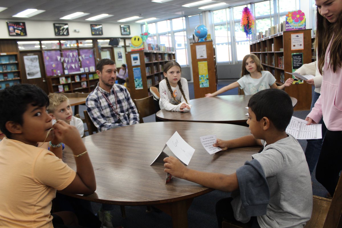 ferrazzik's tweet photo. Discussing scenarios of is it bullying, or is it being mean?  They discuss how to help either scenario with the WTR social worker Mr. Cogliano. https://t.co/EvTHih79Ku