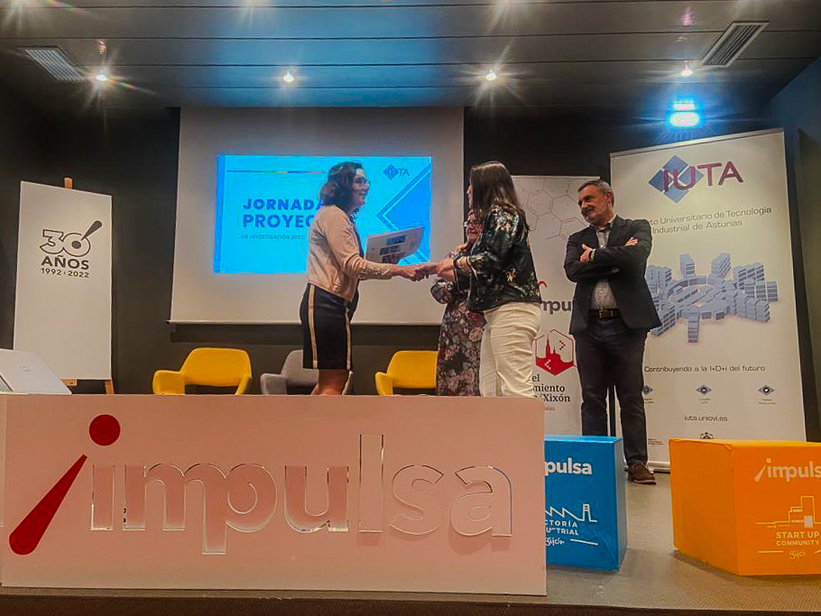 🔬 Hoy acogimos en el Edificio Impulsa la presentación de los Proyectos de Investigación 2022 del <a href="/IUTA_Uniovi/">IUTA</a>.

21 investigadores becados por el IUTA expusieron los proyectos desarrollados el año pasado.

Estos han sido los tres premios otorgados por el jurado 👇 (1/3)