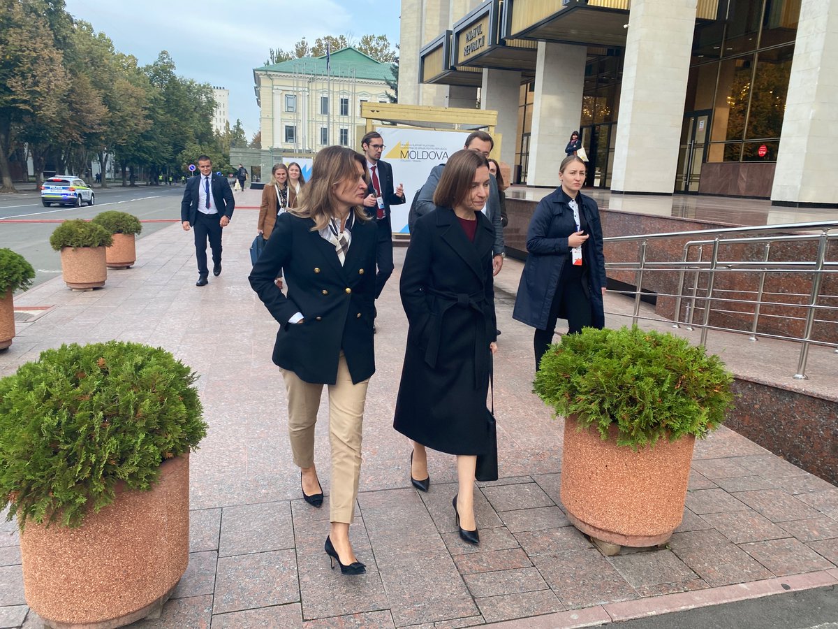 Giedre Balcytyte (@giedrebalcytyte) on Twitter photo Warm exchange with President of Moldova and former WB Board colleague <a href="/sandumaiamd/">Maia Sandu</a> on global security &🇲🇩 euro-integration in the margins of #MSP
Moldova’s place is in the EU. Looking forward! Warm exchange with President of Moldova and former WB Board colleague <a href="/sandumaiamd/">Maia Sandu</a> on global security &🇲🇩 euro-integration in the margins of #MSP
Moldova’s place is in the EU. Looking forward!