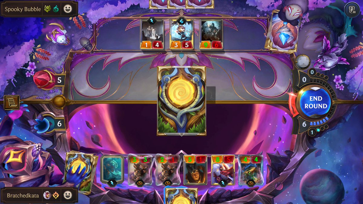I usually don't make complaints about the game but this has been annoying me for such a long time that I feel I have to bring it up again. This visual bug disallows me from picking the middle option from clockling and when I have 1 card left I also can't play it at all. Please!