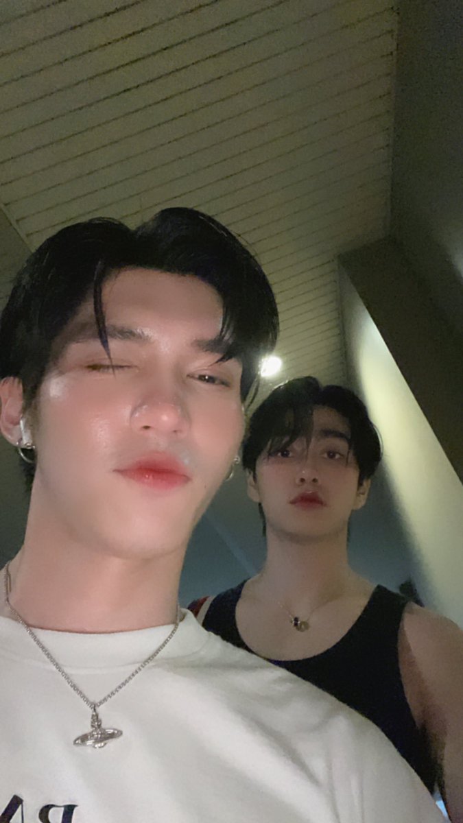 อู๋ท้าน้าบูน tweet media