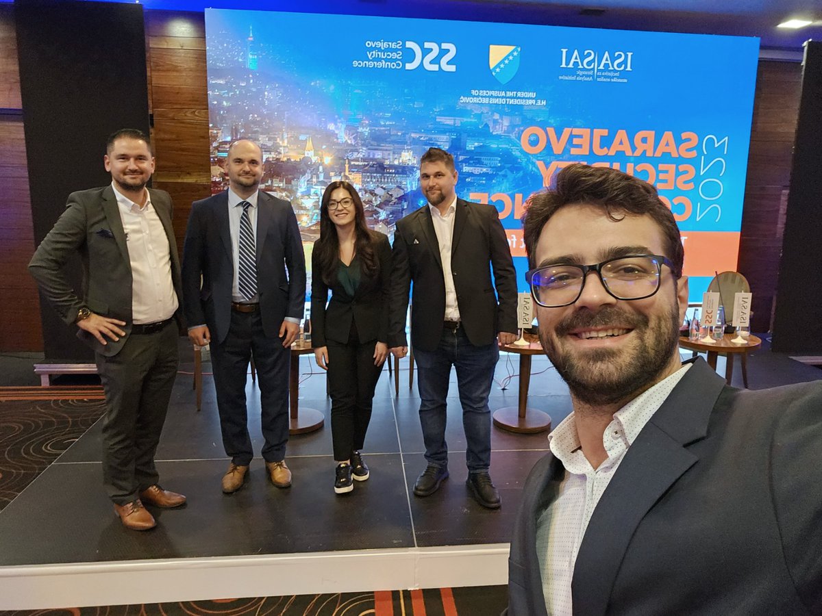 EmaSmolo's tweet photo. Humbled, honored, proud. We did it! #SSC2023

Thank you @HarunKarcic, @hikmet_karcic and @KarcicHamza for the trust and encouragment - and to the rest of the team for their support. @SAI_ISA_BH https://t.co/BgzCcOz1n9