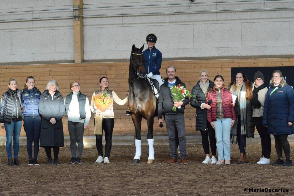 Thank you to Equestrian Academy for a super masterclass in Stockholm. I was lucky enough to have super riders and their wonderful horses. It’s been 5 years since my last visit & it was certainly worth it so thank you to everyone who attended. 📸 @mariaoscarius