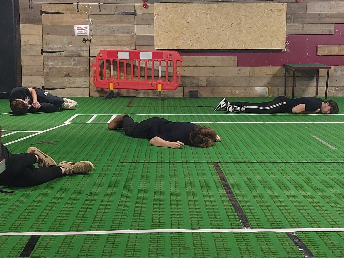 Me when my director makes me pretend to be 6 months old:

Book tickets for Spring Awakening here: aub.ac.uk/latest/aub-pro…