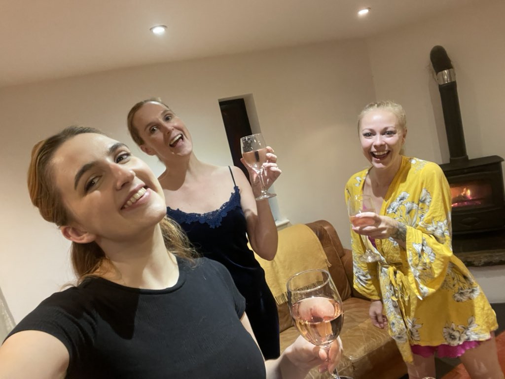 Lady Piptator tweet media