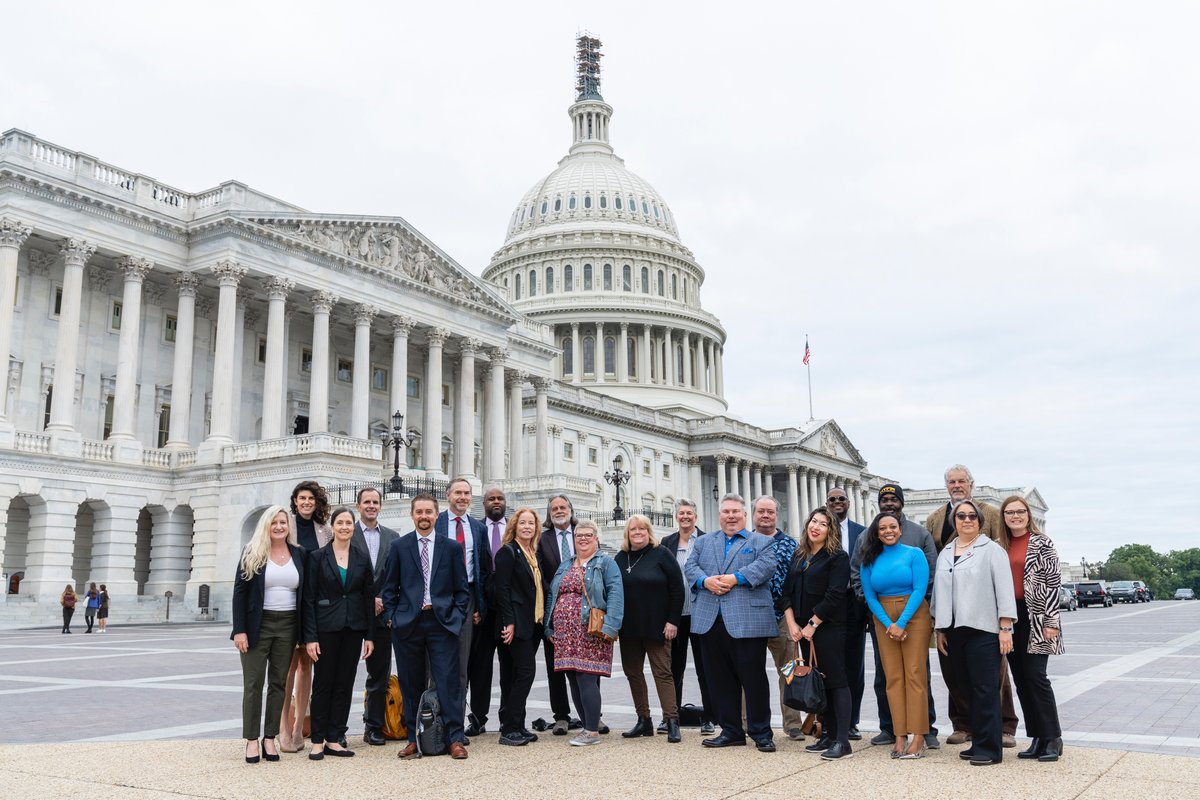 This morning, we kicked off day two of the Public Radio Music Fly-In on the Hill. Public radio music stations leaders from all over the country are meeting with their lawmakers today to discuss the importance of federal funding for their stations. #LovePublicRadioMusic