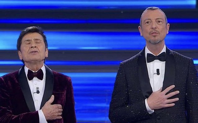 FranciGa1's tweet photo. comunque l’inno d’italia è l’inno più bello del mondo nessuno mette la stessa enfasi di noi italiani nel cantarlo #InghilterraItalia https://t.co/Ba2fC49iq1