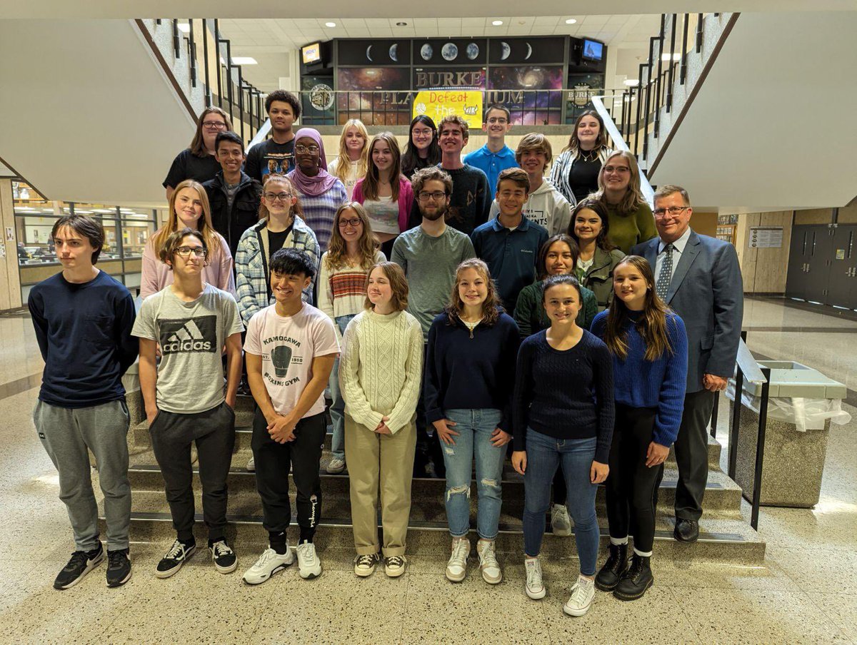 drasmussen43's tweet photo. Advanced Placement Scholar Recognition today 🖤💛 We offer 28 AP courses that 22 AP instructors lead. This past year we had 507 scholars take 851 AP exams! We recognized 56 AP Scholars today for earning scores of 3 or higher on up to 5 AP exams! #WeAreBurke @BurkeAPDE1 🖤💛 https://t.co/HzUd9f5FoG