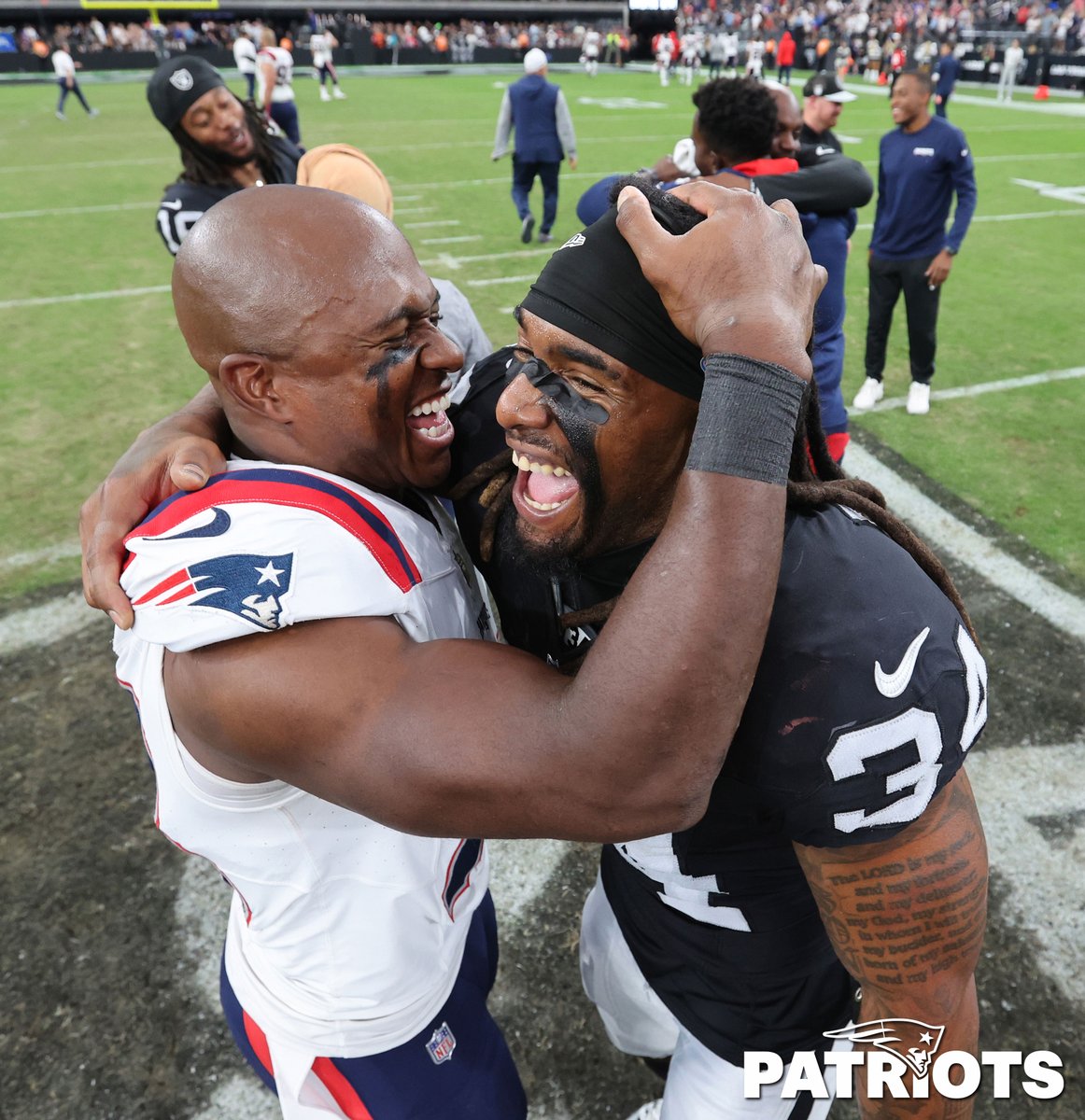Snapshots from the #Patriots game against the Las Vegas #Raiders on Sunday. #ForeverNE

BEST GAME 📸📸's: rb.gy/oyd78