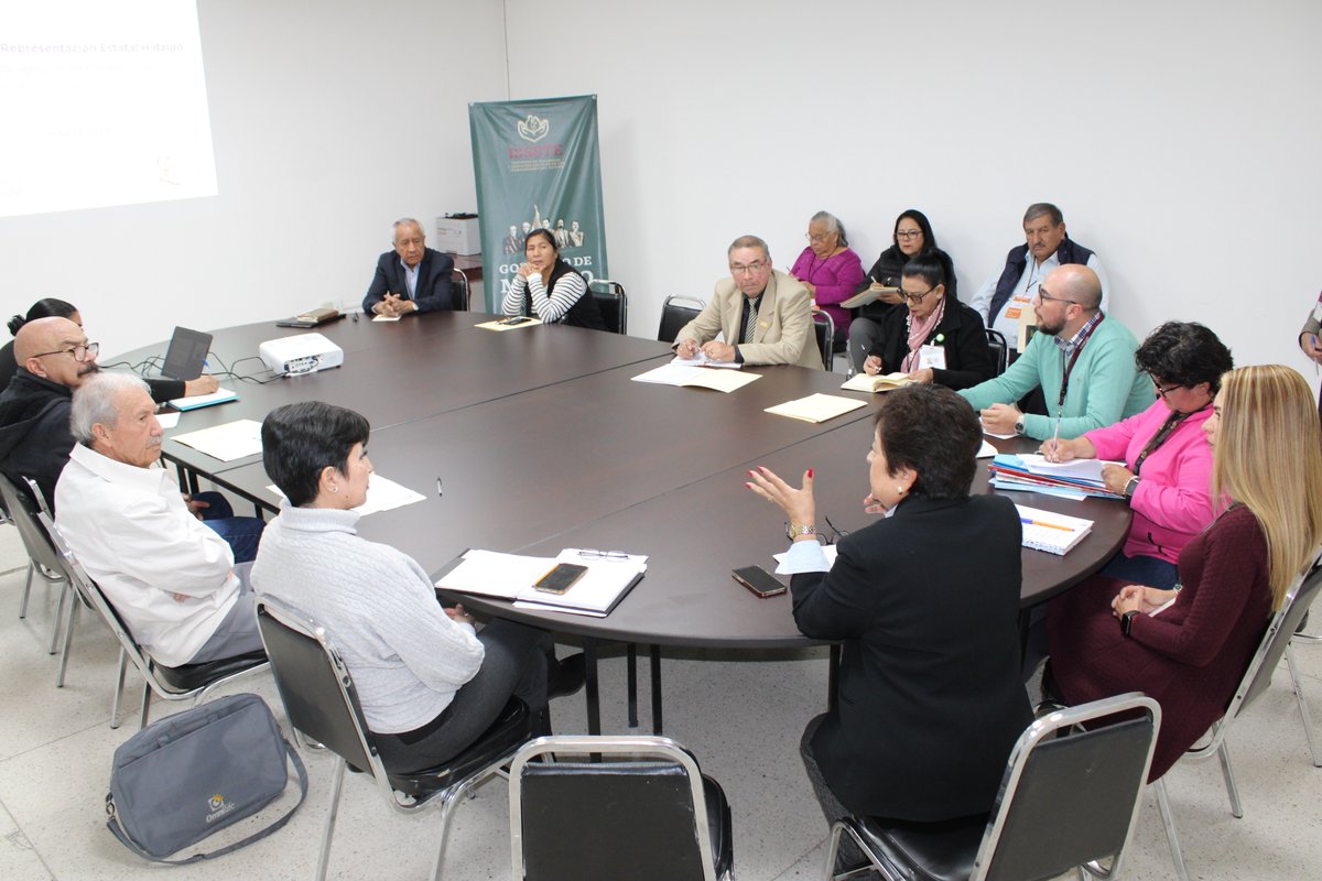 IsssteHidalgo's tweet image. En #IsssteHidalgo trabajamos para beneficio de nuestros derechohabientes y para ello el Cuerpo Directivo retoma las sesiones del Sistema de Atención Integral a Jubilados y Pensionados #SAIJUP.

#EstamosTransformandoAlIssste