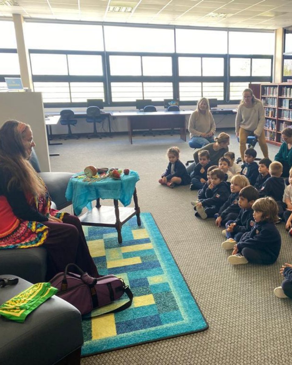 UASLearns's tweet photo. What a magical day we had yesterday with Karen Golden! She mesmerized our students with her storytelling prowess and saxophone skills. Interactive tales met musical notes, enriching both literacy and artistic expression. A truly unique blend of storytelling and music! 📖🎷 https://t.co/JEHynidA43