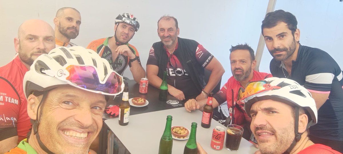 dreamteambike's tweet photo. Y seguimos... https://t.co/2XqwZfL7JE