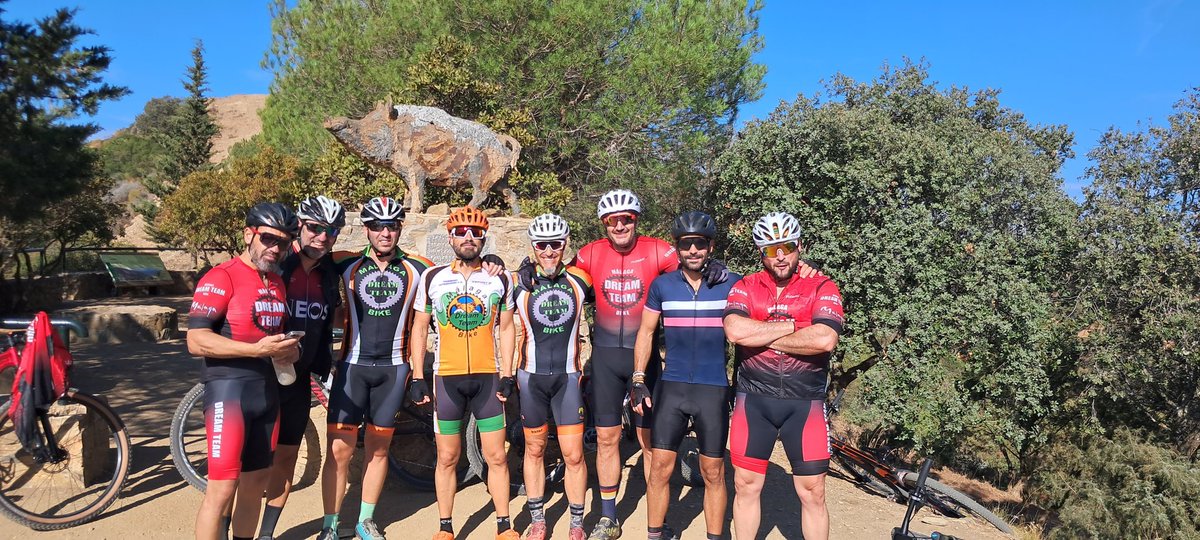 dreamteambike's tweet photo. Alguna foto más https://t.co/uLhX3Z87fx