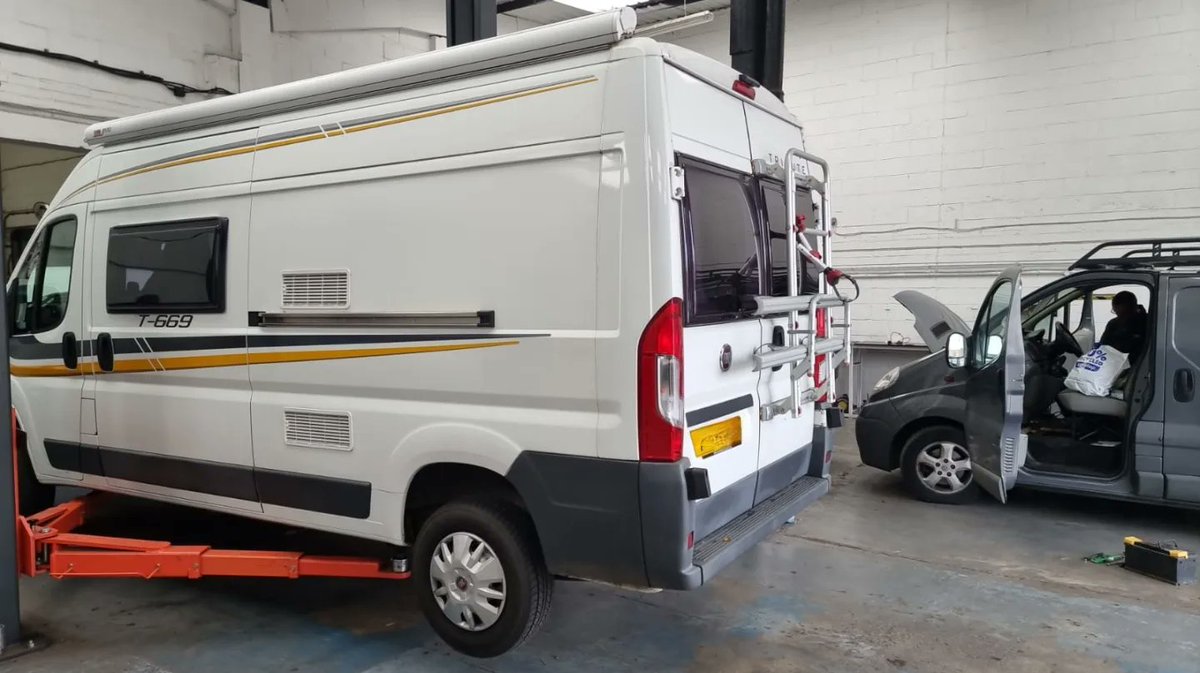 RevVehicles's tweet photo. It has been a crazy busy week already 🤪 with class 7's leading the way 🚚.

To book your vehicle in for an MOT, Service, or Repair, simply give us a call 📞 

📞 01256 242828
🌐 https://t.co/3XBAdIQU49

#Basingstoke #Garage #SupportLocal #FamilyRun https://t.co/mSNwm88NZv