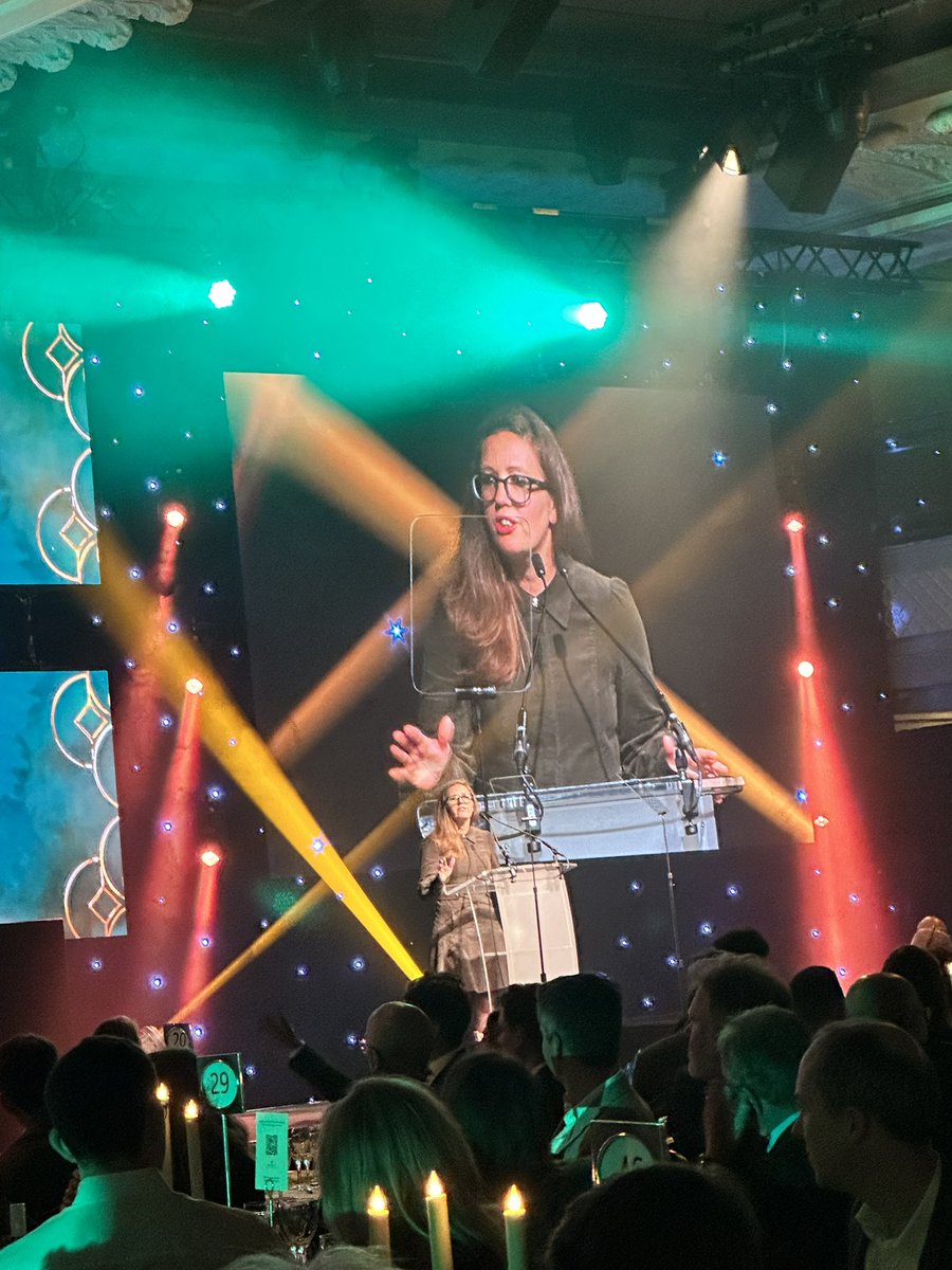 “Let’s show this world how wonderful real estate can be” - <a href="/samanthamcclary/">Samantha McClary</a> opens the @EGPropertyNews Awards! &lt; <a href="/Inn_Tweets/">Innesco</a> with <a href="/BrabnersLLP/">Brabners</a> <a href="/LandAid/">LandAid</a> #SocialImpact #CRE #teamwork