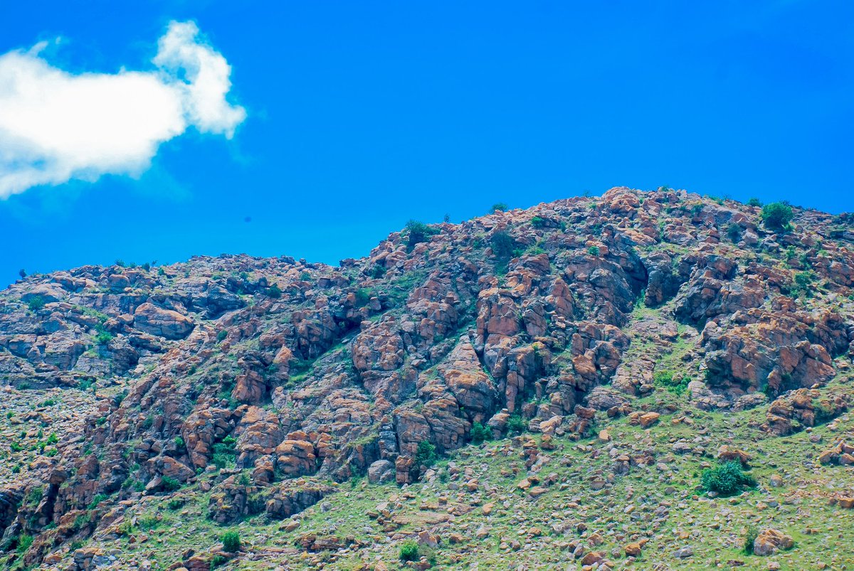 KireheDistrict's tweet photo. Beautiful place with Rocks and Lakes
@VisitKirehe https://t.co/TvUnECRZd8