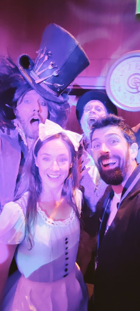 dnk82's tweet photo. And now Alice in Wonderland, at the Google party! ๐คฉ
#pesummit23 #google #googleproductexperts #pes23 https://t.co/KkguM8QidU
