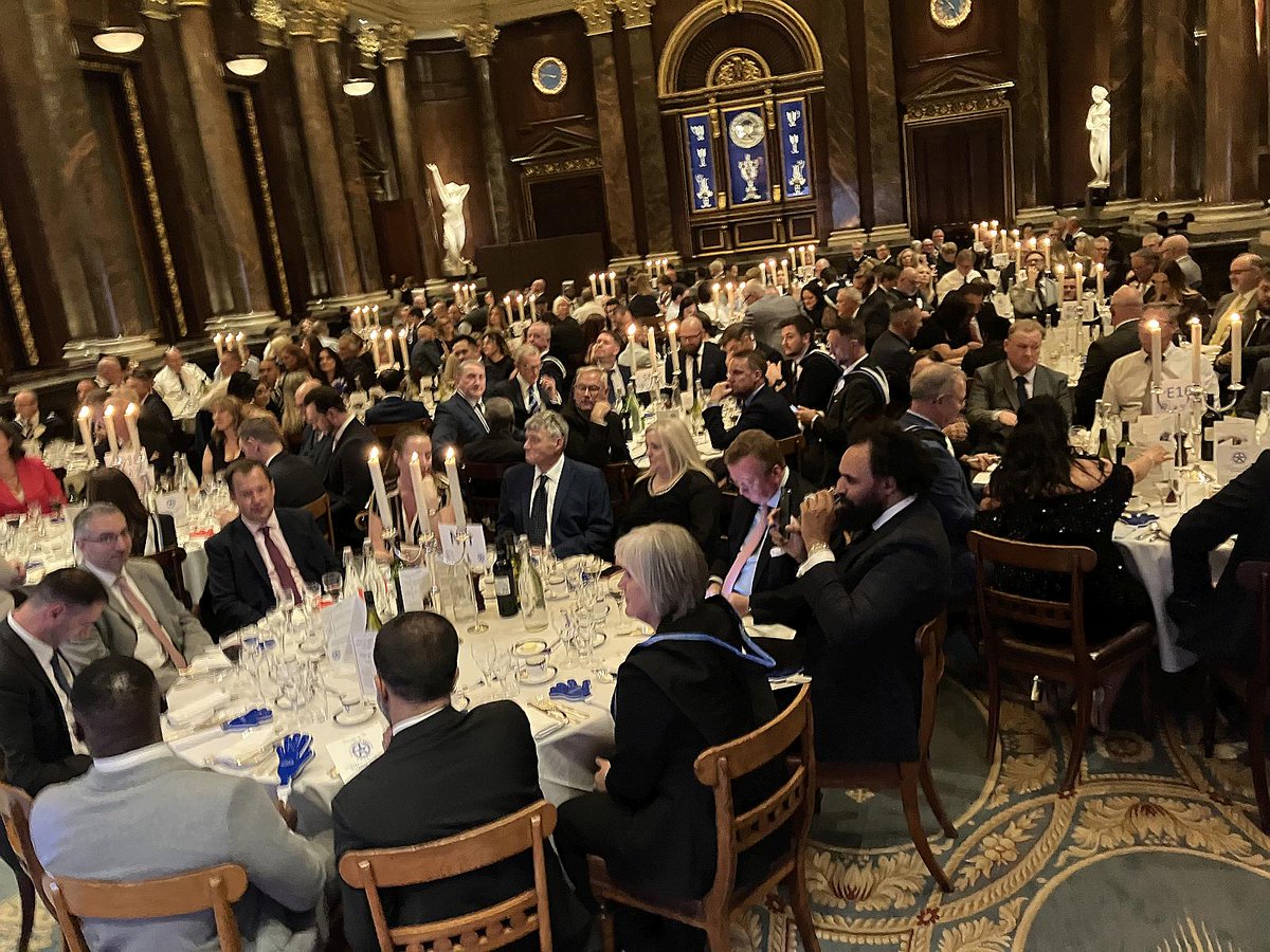 The awards are about to start... pray, silence please for your hosts and honourable guests at the 2023 #natcourierawards