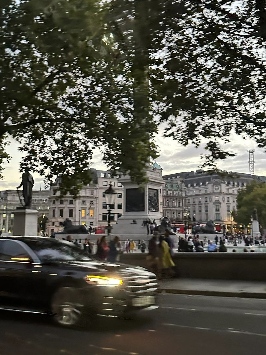 self768's tweet photo. "Where the evening whispers secrets of serenity."
#London https://t.co/OnLR5EYklT