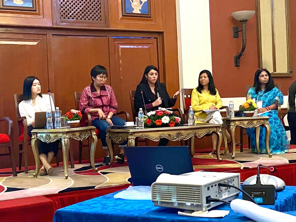 ANSERnetwork's tweet image. 🌍📢 Our colleague, Fiorella Farje, was invited to present her work on #SRHR #policymapping in #CentralAsia in the context of #UHC at the Symposium on &quot;Reproductive and Sexual Autonomy in Asia&quot; organised by @ReproRightsUN  on 16-17 October in Kathmandu.
