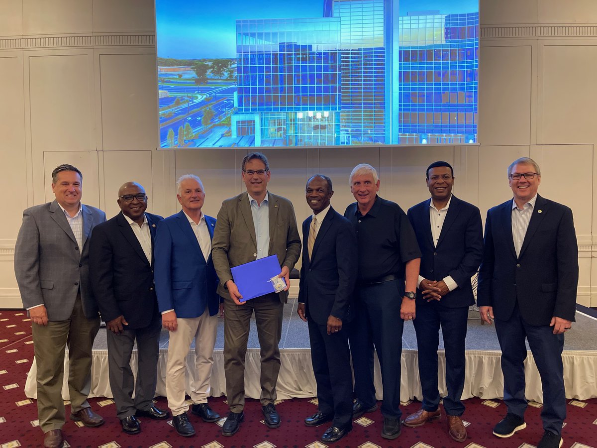 This summer, we co-hosted local Presidents & officials of Universities, community colleges & technical colleges throughout Hampton Roads on a trip to Stuttgart, Germany, in partnership with The Hampton Roads Alliance & Hampton Roads Workforce Council! ow.ly/3eOH50PXRmG