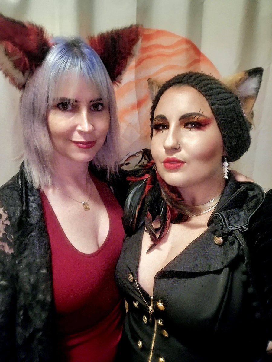 MsBritainKitten's tweet photo. Me and one of my oldest and closest friends is streaming with me tonight on Twitch β€οΈ We've known each other since we were 6 years old. Friendship that lasts a lifetime. #Friendship #catgirl #twitchaffiliate #twitch #gaming #msbritainkitten #β€οΈ https://t.co/uzmdcPeR6S