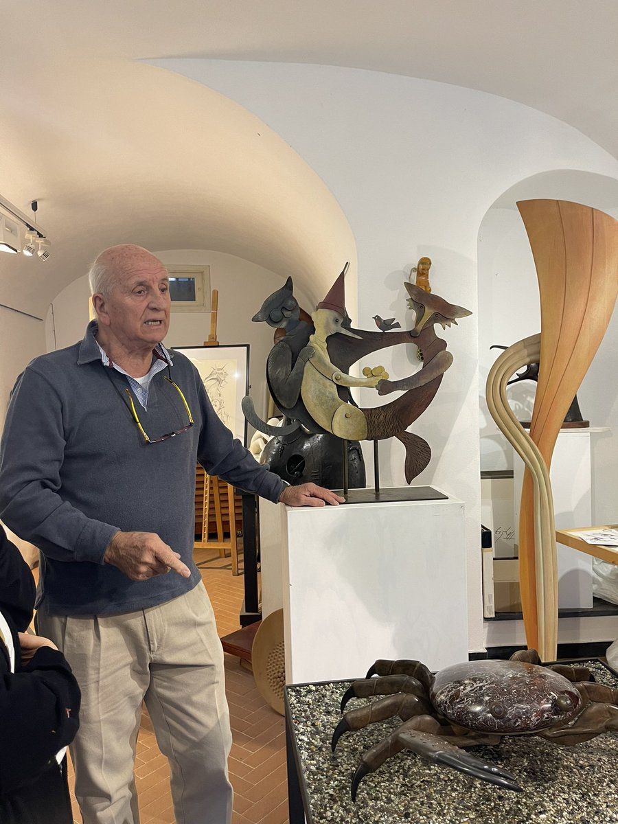 L’après-midi : visite de l’école de Levanto avec laboratoire sur les microplastiques et production du pesto. Puis, visite du musée des traditions rurales et laboratoire de l’éco-artiste R.Bighetti
#levanto #ErasmusPlus 
<a href="/EUErasmusPlus/">Erasmus+</a> <a href="/Erasmus_Project/">Erasmus+ Projects</a> <a href="/TrotelAlexandra/">Trotel Alexandra</a> <a href="/IESAlisal/">IES Alisal</a>