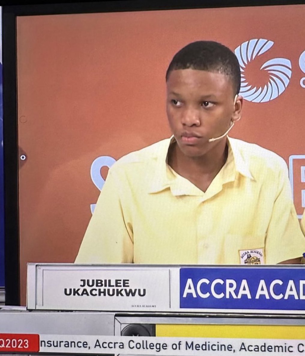 iamsamuelpagge's tweet photo. Presec won but Accra Aca lost with pride and everybody is proud of this gallant boy called Jubilee. He’s a Nigerian 😂👍🏽

Nigeria -  1
Ghana - 0 https://t.co/eyEAVlwsuS