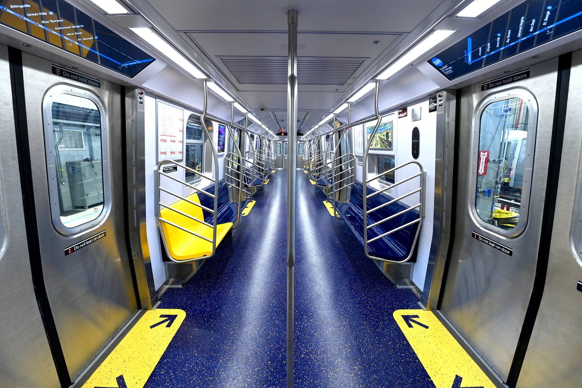 Staten Island, your ride is getting a major upgrade ✨ Here's a sneak peek of the Staten Island Railway's first R211 train cars, featuring wider doors, digital screens, accessible seating areas, and more! Entering service in 2024, these trains will replace the aging R44 fleet.