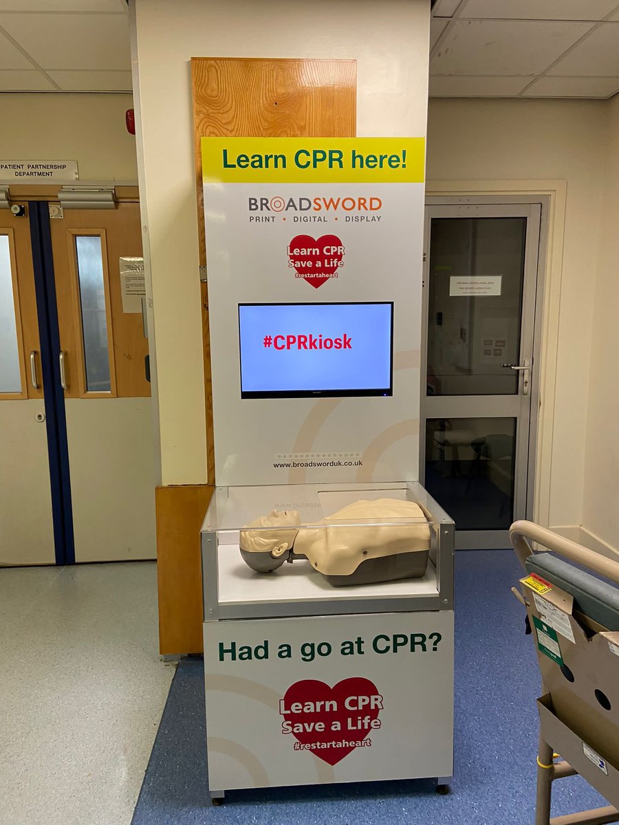As part of #RestartAHeart and our passion to promote CPR training to all, <a href="/YorksAmbulance/">Yorkshire Ambulance</a> have loaned us their CPR kiosk for 2 weeks. Situated at RHH B floor entrance. Come along, take a look, have a go! No previous experience required! Use the QR code to leave us feedback 🙌🏻❤️