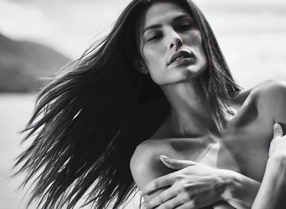 SharpsCollector's tweet image. Es momento de salir de la cueva #Mellos y apoyemos el trend 🙏🙏🤣

DAYANE MELLO BIOGRAPHY