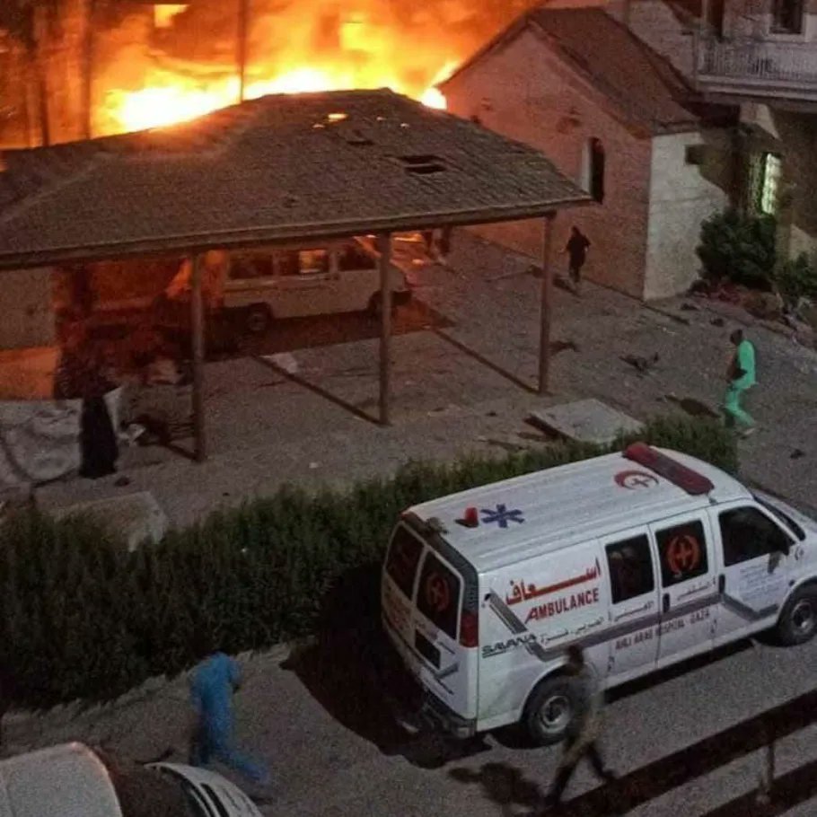 NesmaJa97's tweet photo. The doctor, the paramedic, and the wounded were murdered together.

#GazaUnderAttack https://t.co/R2nfBBTfv0