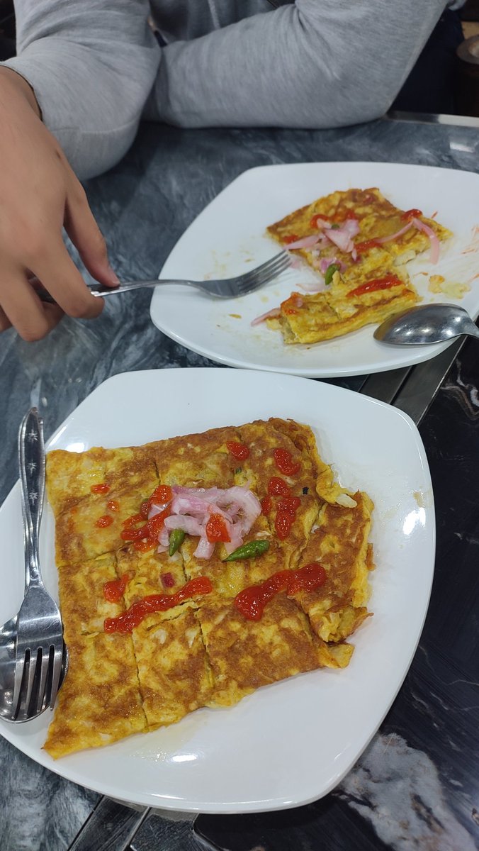 sa_ayang's tweet photo. Pesan martabak yg datang melebihi ekspektasi🗿 https://t.co/p74WuIyZ7j