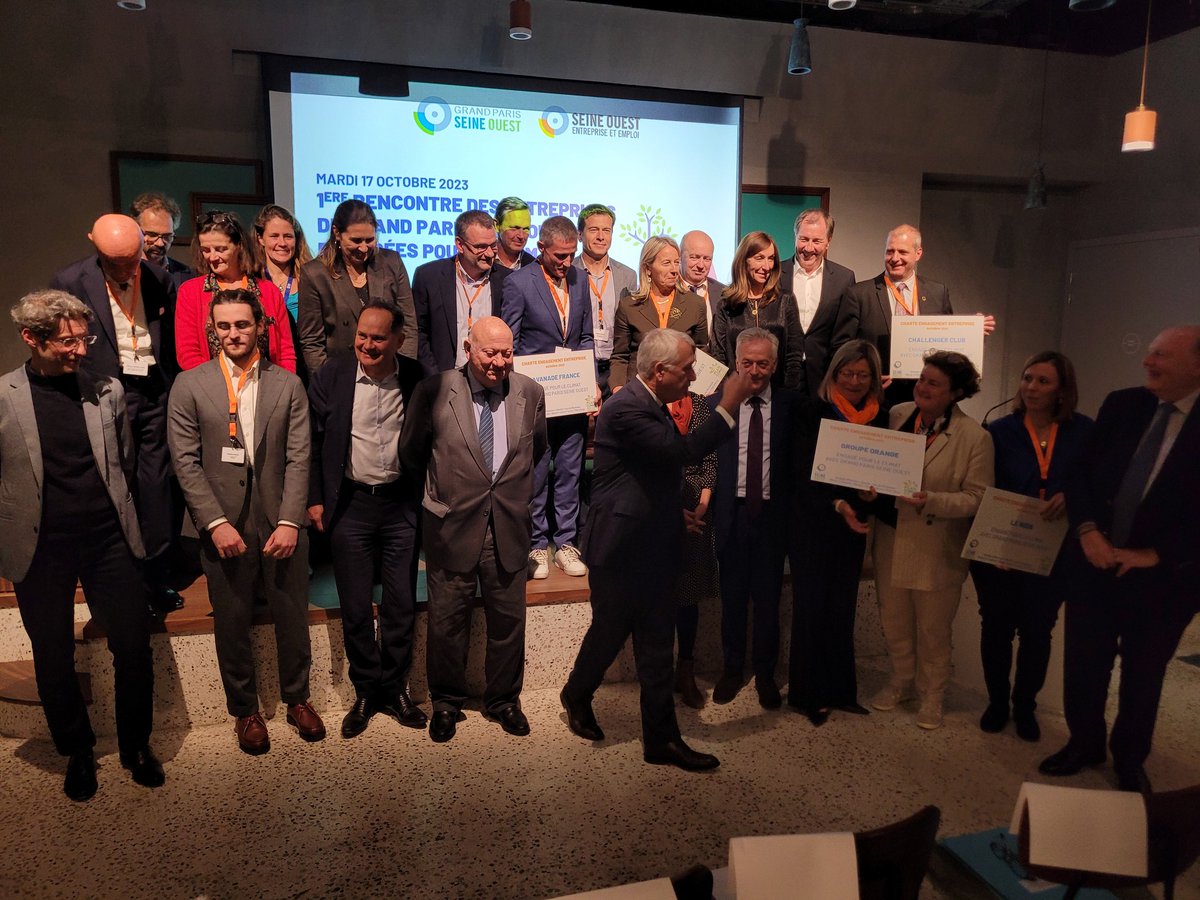 Grand Paris Seine Ouest (GPSO) (@gpso_seineouest) on Twitter photo <a href="/GroupeLaPoste/">La Poste Groupe</a> <a href="/Esri_France/">Esri France</a> <a href="/BNPPRE_UK/">BNPParibasRealEstate</a> <a href="/challengerclub/">Challenger Club</a> <a href="/SeineOuest/">SeineOuestEntreprise</a> <a href="/Ville_BoulogneB/">Ville de Boulogne-Billancourt</a> <a href="/Issylesmoul/">Ville d'Issy-les-Moulineaux</a> <a href="/VilledeVanves/">Ville de Vanves</a> 16 entreprises ont signé la charte d'engagement pour le climat de GPSO : Aergon, @AvanadeFrance, <a href="/BNPPRE_FR/">BNPP Real Estate</a>, <a href="/Bouygues_Immo/">Bouygues Immobilier</a>, <a href="/challengerclub/">Challenger Club</a>, Colas France, <a href="/Esri_France/">Esri France</a>, Ginger Burgeap, <a href="/GroupeLaPoste/">La Poste Groupe</a>, <a href="/t/">Tantek</a>, <a href="/ITSGroup/">ITS - International Turnkey Systems</a>, Le Nida, <a href="/NestleFr/">Nestlé France</a>, <a href="/QParkFrance/">Q-Park France</a>, <a href="/transdevFR/">Transdev France</a> et <a href="/thalesgroup/">Thales Group</a>. <a href="/GroupeLaPoste/">La Poste Groupe</a> <a href="/Esri_France/">Esri France</a> <a href="/BNPPRE_UK/">BNPParibasRealEstate</a> <a href="/challengerclub/">Challenger Club</a> <a href="/SeineOuest/">SeineOuestEntreprise</a> <a href="/Ville_BoulogneB/">Ville de Boulogne-Billancourt</a> <a href="/Issylesmoul/">Ville d'Issy-les-Moulineaux</a> <a href="/VilledeVanves/">Ville de Vanves</a> 16 entreprises ont signé la charte d'engagement pour le climat de GPSO : Aergon, @AvanadeFrance, <a href="/BNPPRE_FR/">BNPP Real Estate</a>, <a href="/Bouygues_Immo/">Bouygues Immobilier</a>, <a href="/challengerclub/">Challenger Club</a>, Colas France, <a href="/Esri_France/">Esri France</a>, Ginger Burgeap, <a href="/GroupeLaPoste/">La Poste Groupe</a>, <a href="/t/">Tantek</a>, <a href="/ITSGroup/">ITS - International Turnkey Systems</a>, Le Nida, <a href="/NestleFr/">Nestlé France</a>, <a href="/QParkFrance/">Q-Park France</a>, <a href="/transdevFR/">Transdev France</a> et <a href="/thalesgroup/">Thales Group</a>.