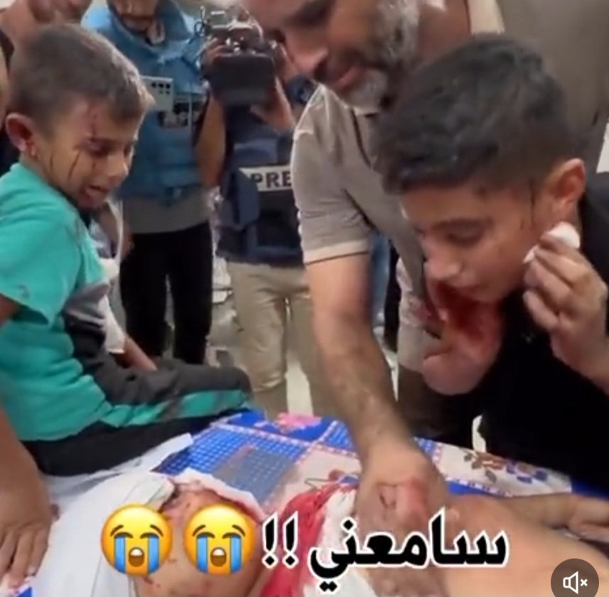 AssiaKhalifeh's tweet photo. أطفال غزة شهداء 🇵🇸🥀 https://t.co/zpJP6A0MNC